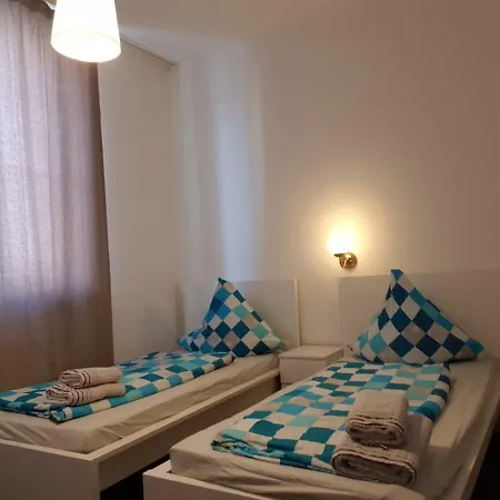 Self-service Boardinghouse